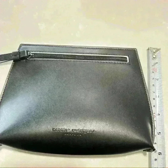 NARCISO RODRIGUEZ  PARFUM MINI BLACK BAG - Picture 3 of 7
